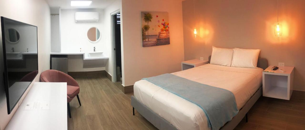 Hotel Marina De Salinas Exterior foto